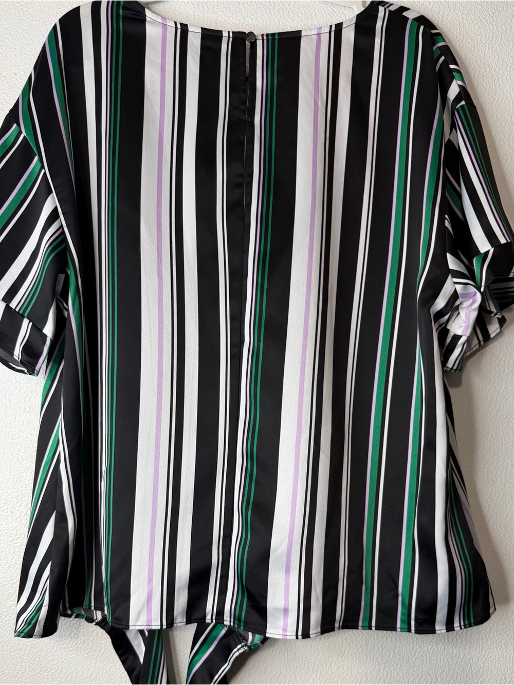 Striped Short-Sleeve Blouse in Black, White & Green,Tie Front Blouse,Large - Picture 3 of 9